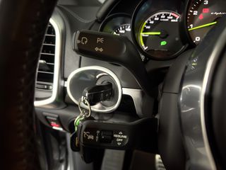 Porsche Cayenne 2017 S E-HYBRID PLUG IN PANORAMA MATRIX-thumb-32