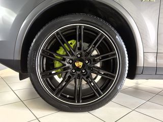 Porsche Cayenne 2017 S E-HYBRID PLUG IN PANORAMA MATRIX-thumb-36
