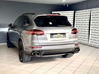 Porsche Cayenne 2017 S E-HYBRID PLUG IN PANORAMA MATRIX-thumb-7