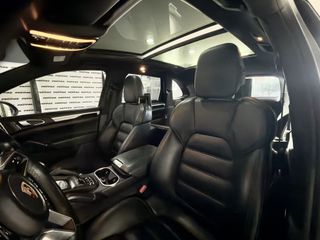 Porsche Cayenne 2017 S E-HYBRID PLUG IN PANORAMA MATRIX-thumb-13
