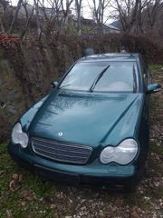 Mercedes-Benz C 220 2004