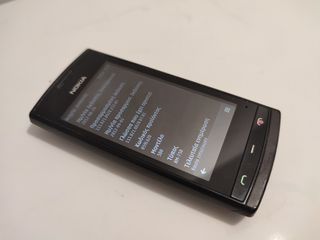 Nokia 500 Rm-750-thumb-2