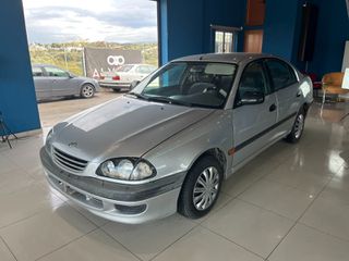 Toyota Avensis 2000 Πληρωμένα Τέλη 26!