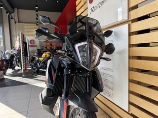 KTM 890 Adventure 2022-thumb-6