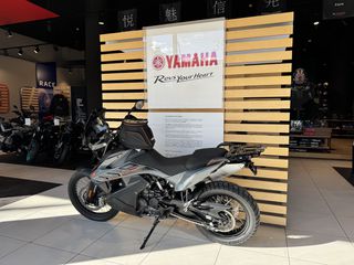 KTM 890 Adventure 2022-thumb-9