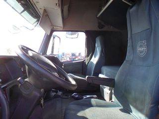 Volvo 2011 FH13 460 EEV-thumb-11