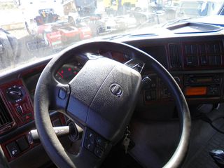 Volvo 2011 FH13 460 EEV-thumb-14