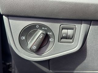 Volkswagen Polo 2021-thumb-11