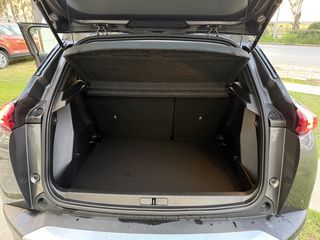 Peugeot 2008 2021 1.2 PURETECH 100 ACTIVE-thumb-21
