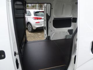 Κλούβα Nissan 2019 NV200-thumb-12