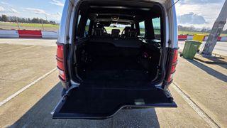 Land Rover Discovery 2006-thumb-7
