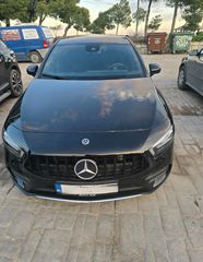 Mercedes-Benz A 200 2018 AMG LINE-thumb-6