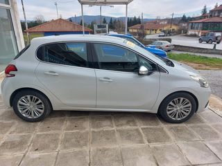 Peugeot 208 2018-thumb-2