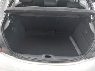 Peugeot 208 2018-thumb-12