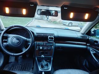 Audi A4 1998-thumb-5
