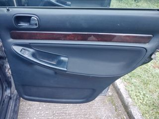 Audi A4 1998-thumb-11