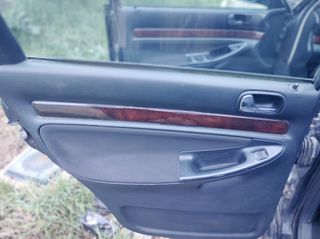 Audi A4 1998-thumb-12