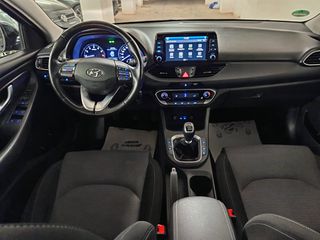 Hyundai i 30 2019 •NAVI•CAMERA•ΤΙΜΗ ΜΕ ΔΩΡΑ•-thumb-3