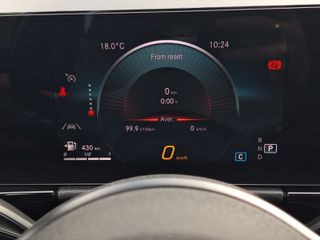 Mercedes-Benz GLA 180 2022-thumb-37