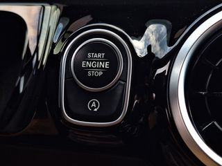 Mercedes-Benz GLA 180 2022-thumb-18