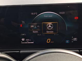 Mercedes-Benz GLA 180 2022-thumb-29