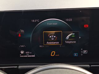 Mercedes-Benz GLA 180 2022-thumb-30