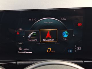 Mercedes-Benz GLA 180 2022-thumb-32