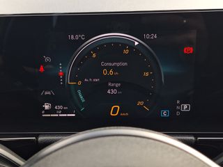 Mercedes-Benz GLA 180 2022-thumb-33