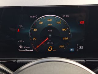 Mercedes-Benz GLA 180 2022-thumb-34