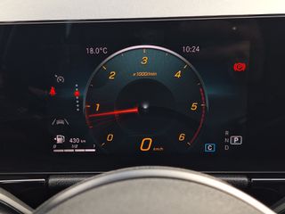 Mercedes-Benz GLA 180 2022-thumb-35