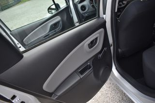 Toyota Yaris 2019 D4D ENTRY TSS JAA 1.4 ΠΡΟΣΦΟΡΑ ΑΠΟ 12.500 €-thumb-64