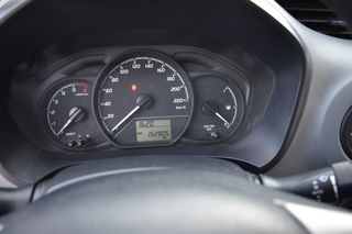 Toyota Yaris 2019 D4D ENTRY TSS JAA 1.4 ΠΡΟΣΦΟΡΑ ΑΠΟ 12.500 €-thumb-48