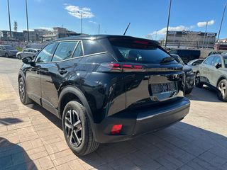 Peugeot 2008 2025 1.2 100HP STYLE-thumb-5