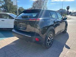 Peugeot 2008 2025 1.2 100HP STYLE-thumb-6