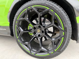 Lamborghini Urus 2023 performante-thumb-12