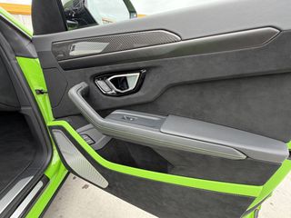 Lamborghini Urus 2023 performante-thumb-28