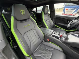 Lamborghini Urus 2023 performante-thumb-30