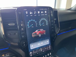 Dodge RAM 2021 1500 HEMI V8-thumb-35