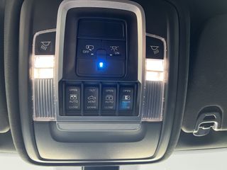 Dodge RAM 2021 1500 HEMI V8-thumb-42