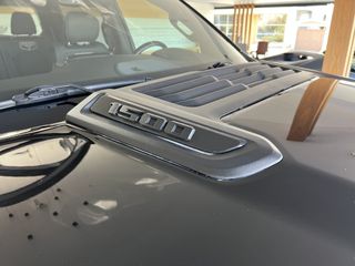 Dodge RAM 2021 1500 HEMI V8-thumb-56