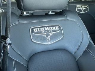 Dodge RAM 2021 1500 HEMI V8-thumb-11