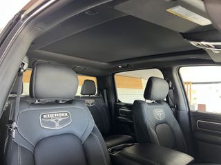 Dodge RAM 2021 1500 HEMI V8-thumb-12