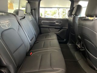 Dodge RAM 2021 1500 HEMI V8-thumb-15