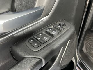 Dodge RAM 2021 1500 HEMI V8-thumb-23