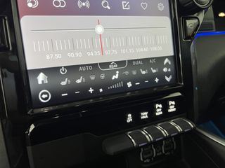 Dodge RAM 2021 1500 HEMI V8-thumb-34