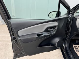 Toyota Yaris 2015 1.0 VVT-I / AUTO ΛΑΖΑΡΙΔΗΣ-thumb-25