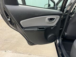 Toyota Yaris 2015 1.0 VVT-I / AUTO ΛΑΖΑΡΙΔΗΣ-thumb-26