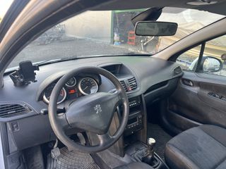 Peugeot 207 2007-thumb-1