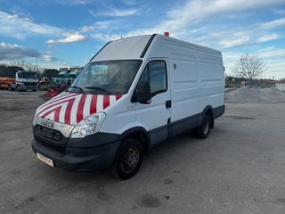 Κλούβα Iveco 2012 Daily 50C18V ΜΕ ΕΡΓΑΛΕΙΟΘΗΚΕΣ+ΦΑΡΟΥΣ+ΣΕΙΡΗΝΑ-thumb-2