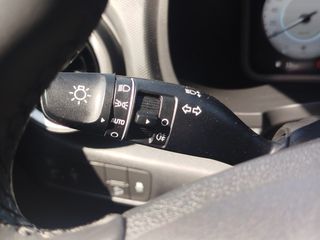 Hyundai Kona 2021 1.0 T-GDI PREMIUM-thumb-18